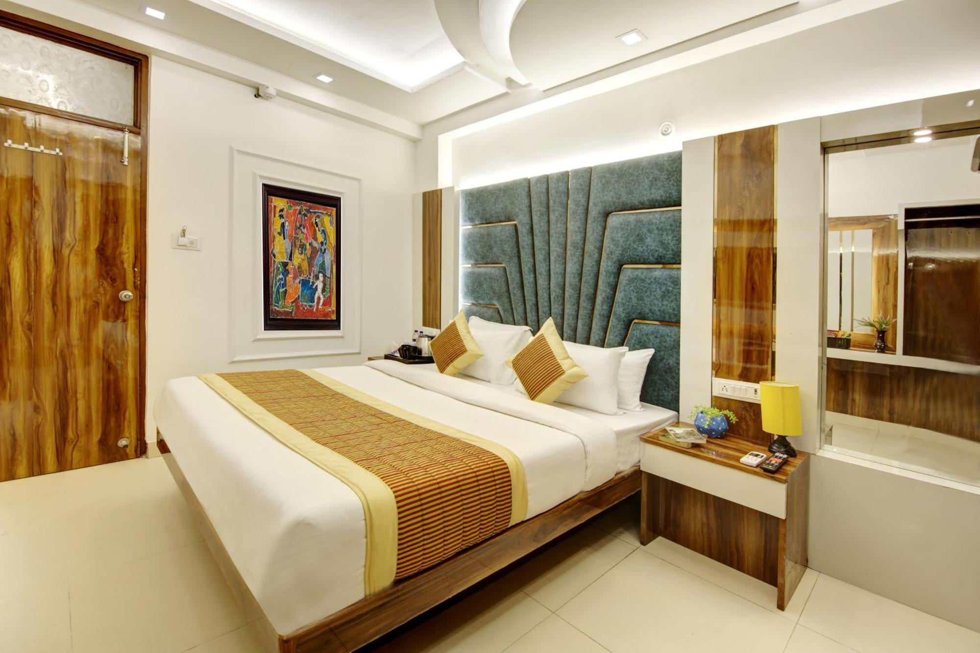 Hotel Star Villa - Front Of New Delhi Railway Station & 5 Minute From Connaught Place 외부 사진