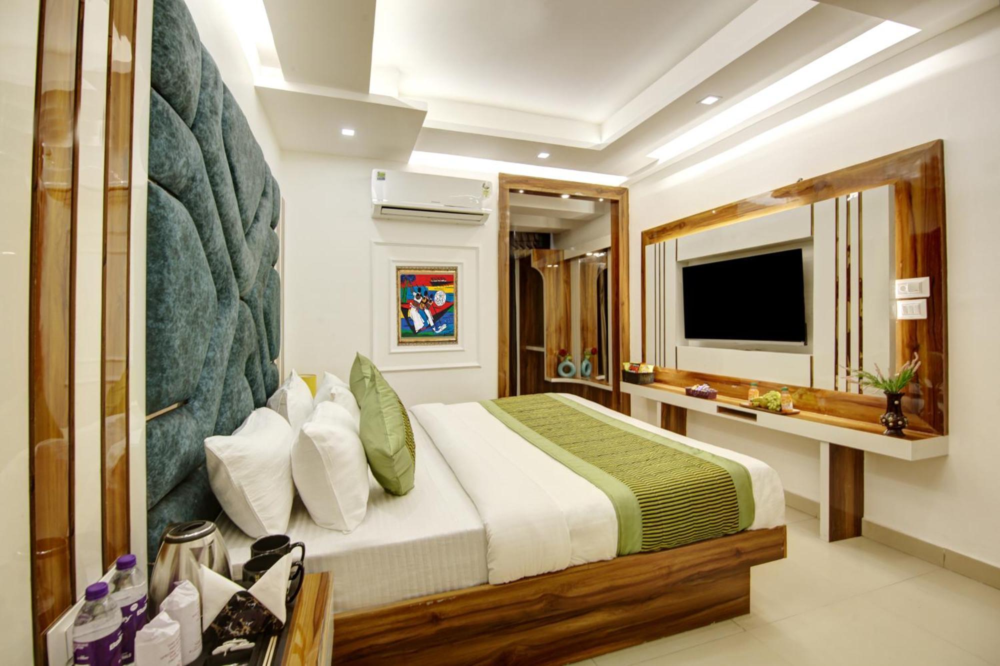 Hotel Star Villa - Front Of New Delhi Railway Station & 5 Minute From Connaught Place 외부 사진