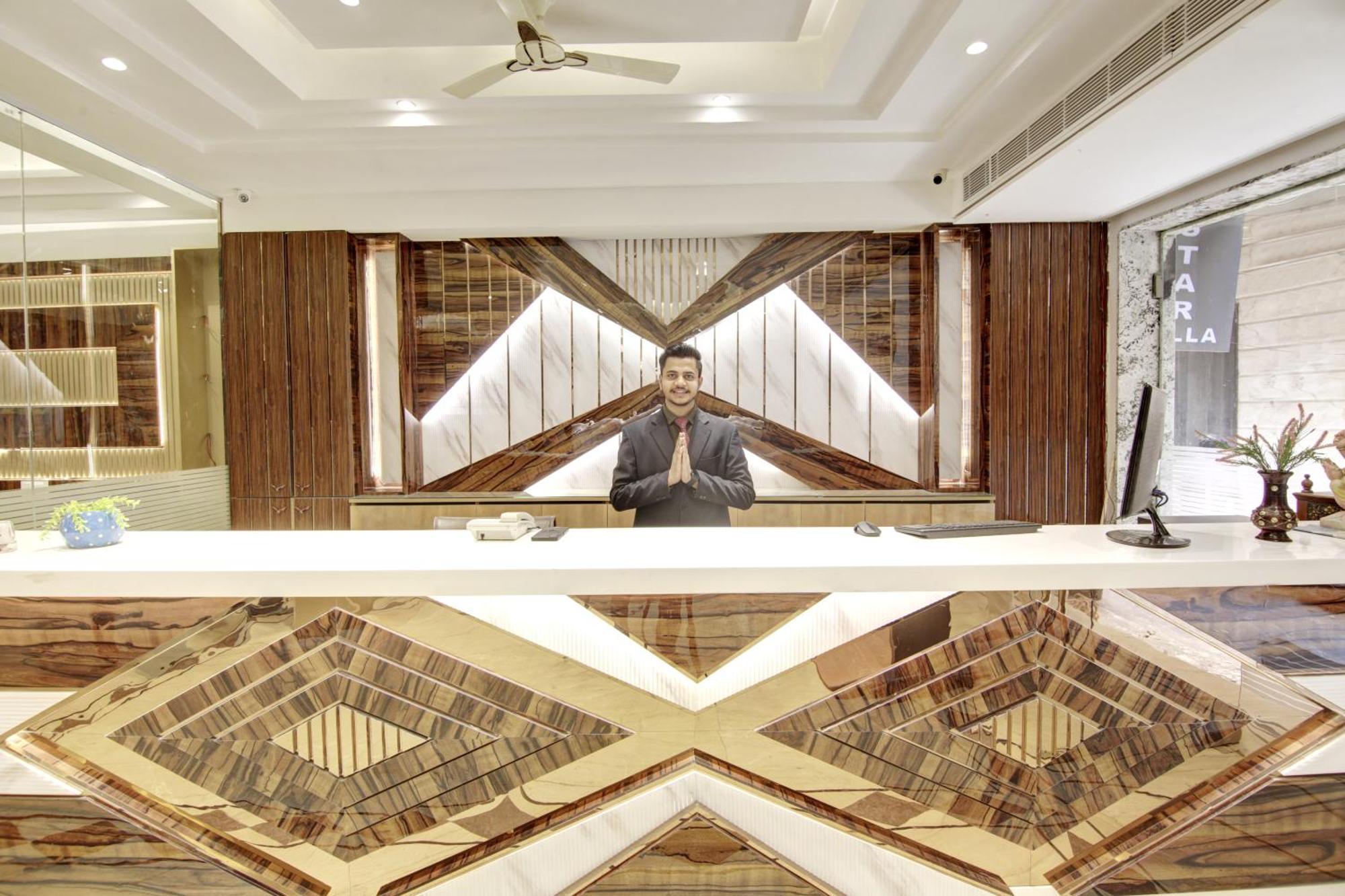 Hotel Star Villa - Front Of New Delhi Railway Station & 5 Minute From Connaught Place 외부 사진