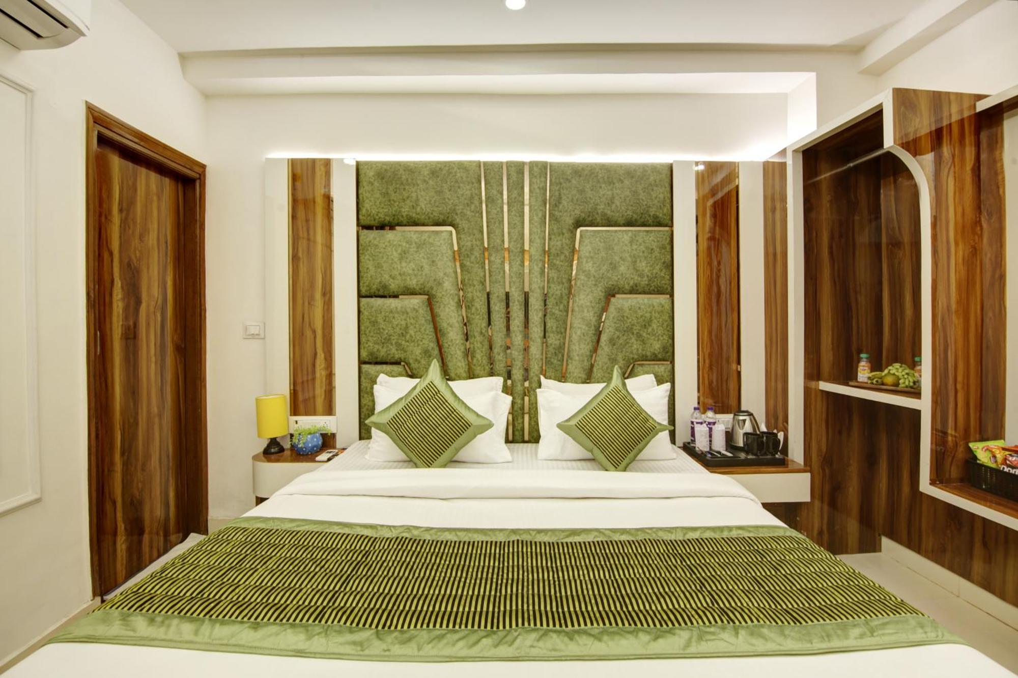 Hotel Star Villa - Front Of New Delhi Railway Station & 5 Minute From Connaught Place 외부 사진